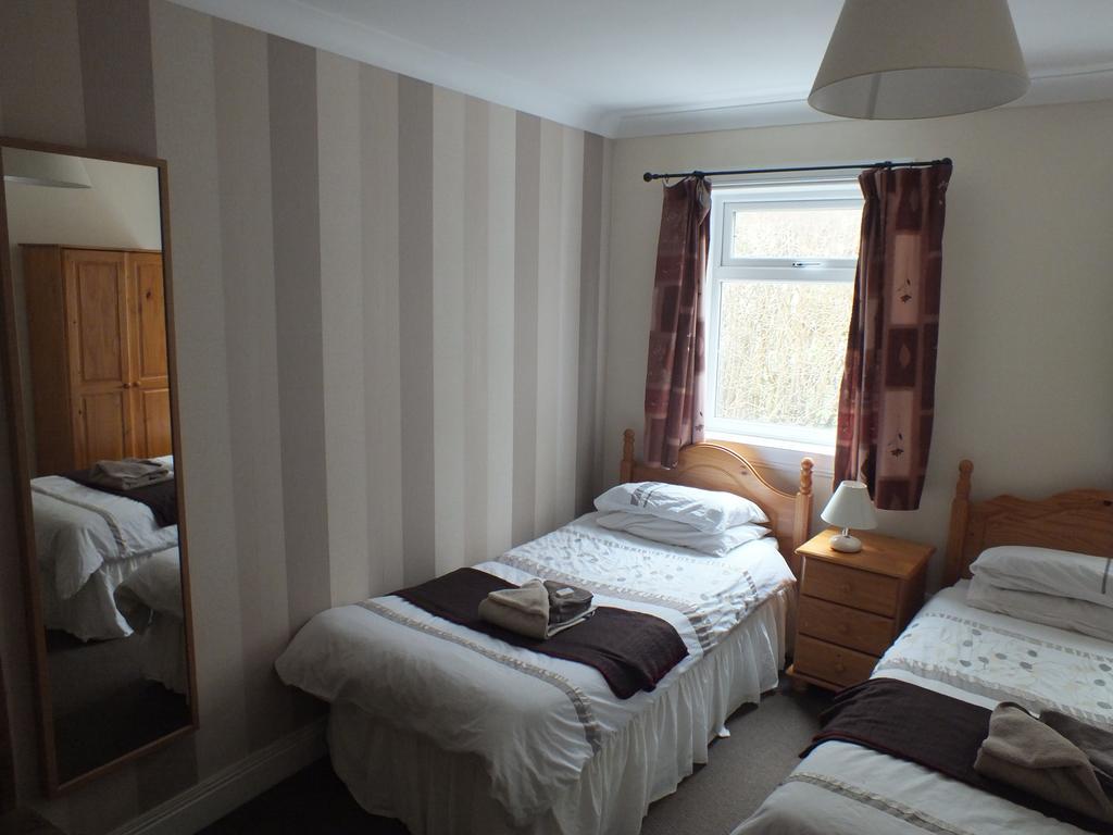St Andrews Guest House Ървин Екстериор снимка
